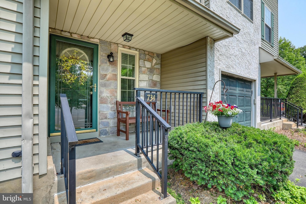 734 Willopenn Dr, Southampton, PA 18966 - photo 1