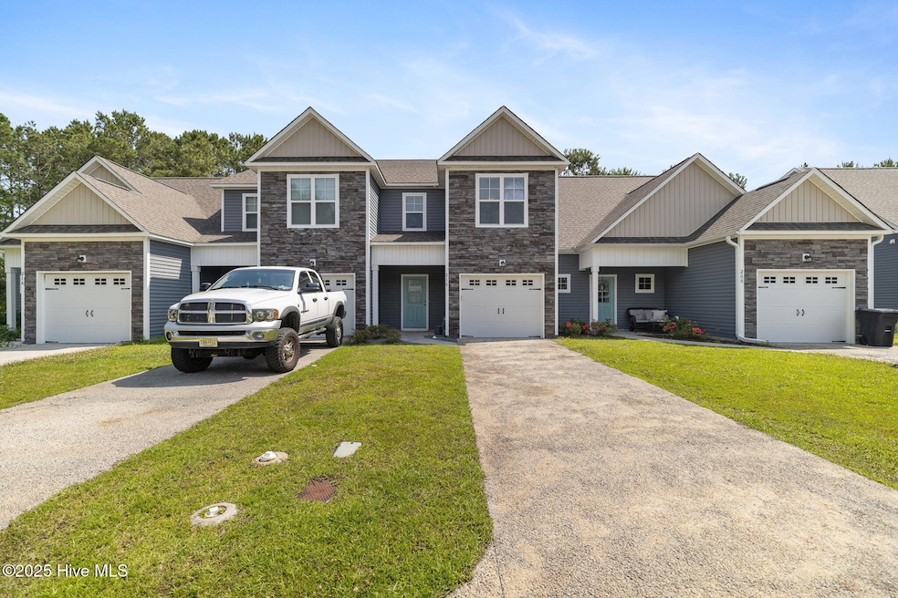 210 N Stingray Lane