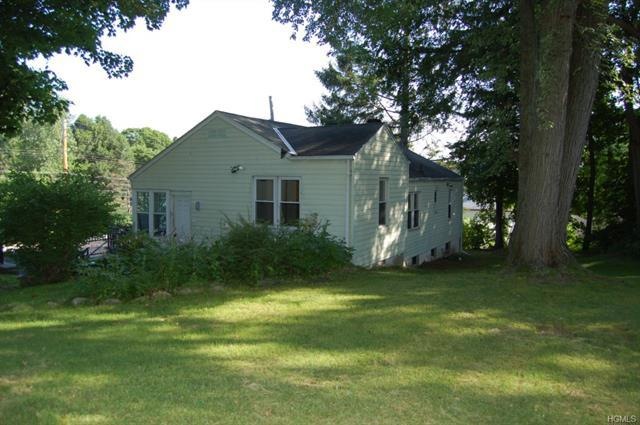 2073 E Main St, Cortlandt Manor, NY 10567 - photo 1