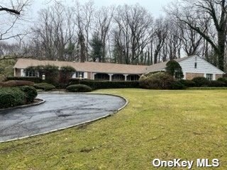 180 Sands Point Rd, Port Washington, NY 11050 - photo 1