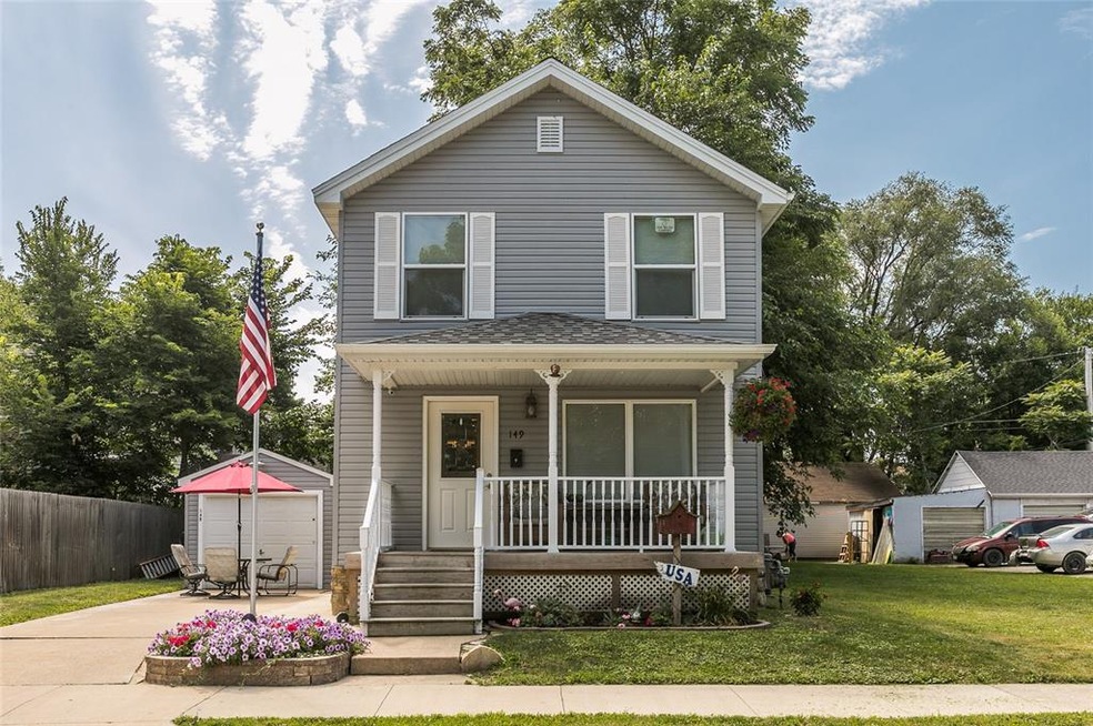 149 14th Ave SW, Cedar Rapids, IA 52404 - photo 1