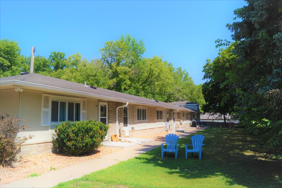 24530 Smithtown Rd, Shorewood, MN 55331 - photo 1