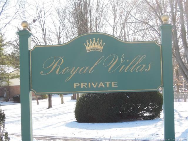 243 Hampton Ct unit 243, Newington, CT 06111 - photo 1