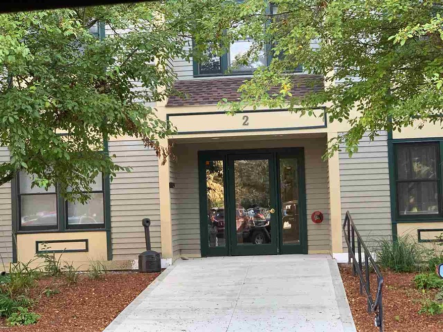 2 Mayfair Ln unit U202, Nashua, NH 03063 - photo 1