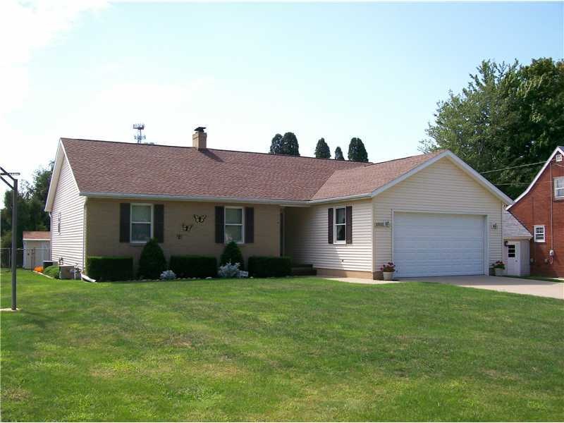 2312 Loveland Ave, Erie, PA 16506 - photo 1