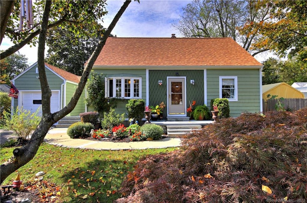 67 Beverly Dr, Bridgeport, CT 06610 - photo 1