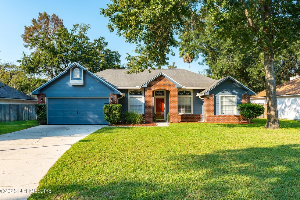 205 Honeysuckle Way, Saint Johns, FL 32259 - photo 1