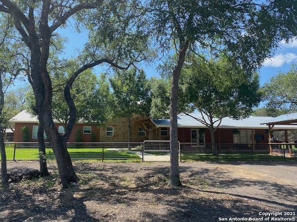 2177 Cr 251, Hondo, TX 78861 - photo 1