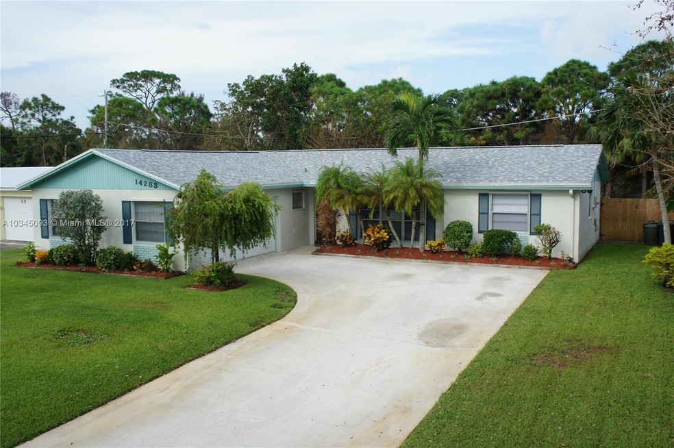 Front of Home; This home has had only 1 owner and 