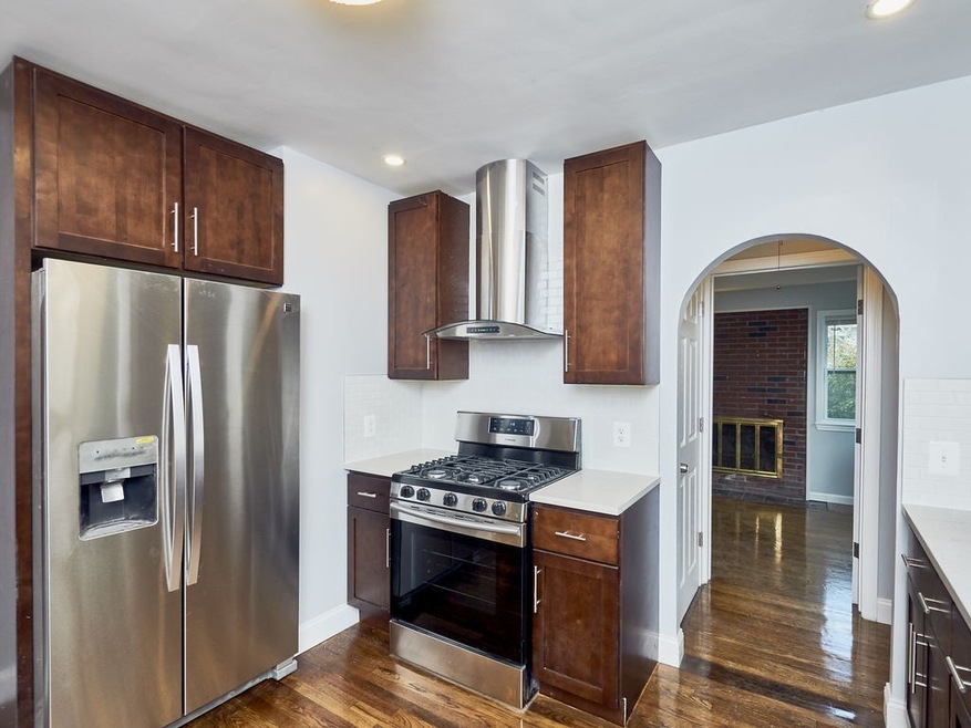 24 Cambria Rd unit 24, Newton, MA 02465 - photo 1