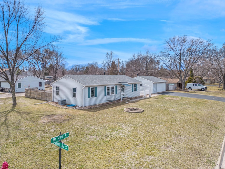 1101 W 87th St, Bloomington, MN 55420 - photo 1