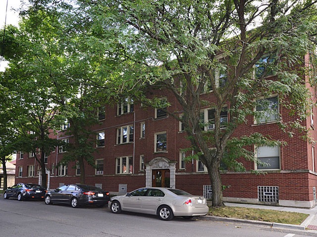 2223 W Ainslie St unit U2, Chicago, IL 60625 - photo 1