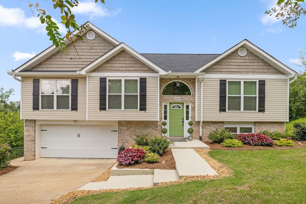 Sold $379,000 • Co-Listing Agent