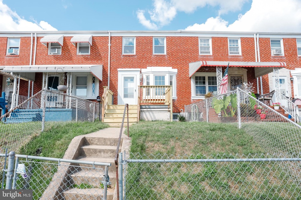 1046 Middlesex Rd, Essex, MD 21221 - photo 1