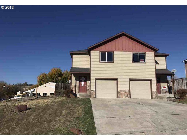 1215 SW Nye Ave, Pendleton, OR 97801 - photo 1
