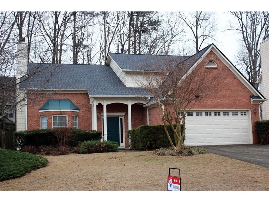 Nice 2 story home on a level driveway with brand n