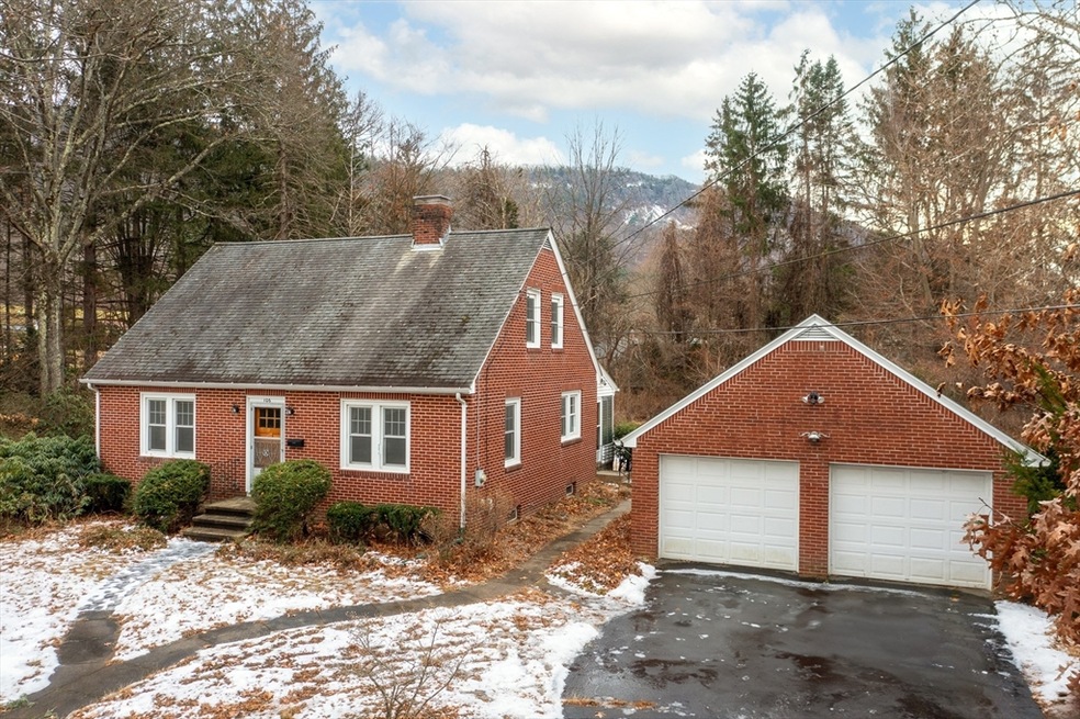 106 Clark St, Easthampton, MA 01027 - photo 1