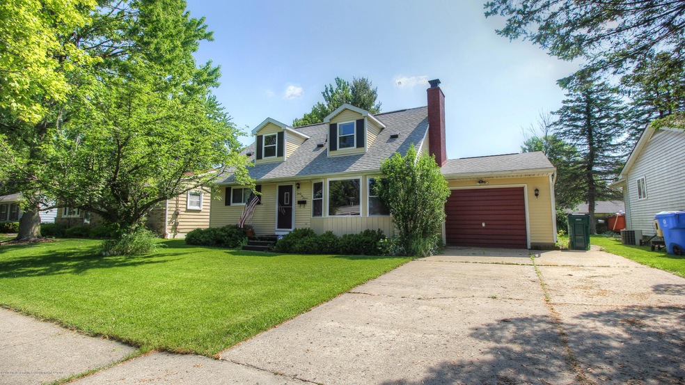 3211 Lawdor Rd, Lansing, MI 48911 - photo 1