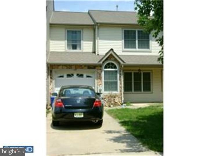 123 Carriage Ln, Swedesboro, NJ 08085 - photo 1