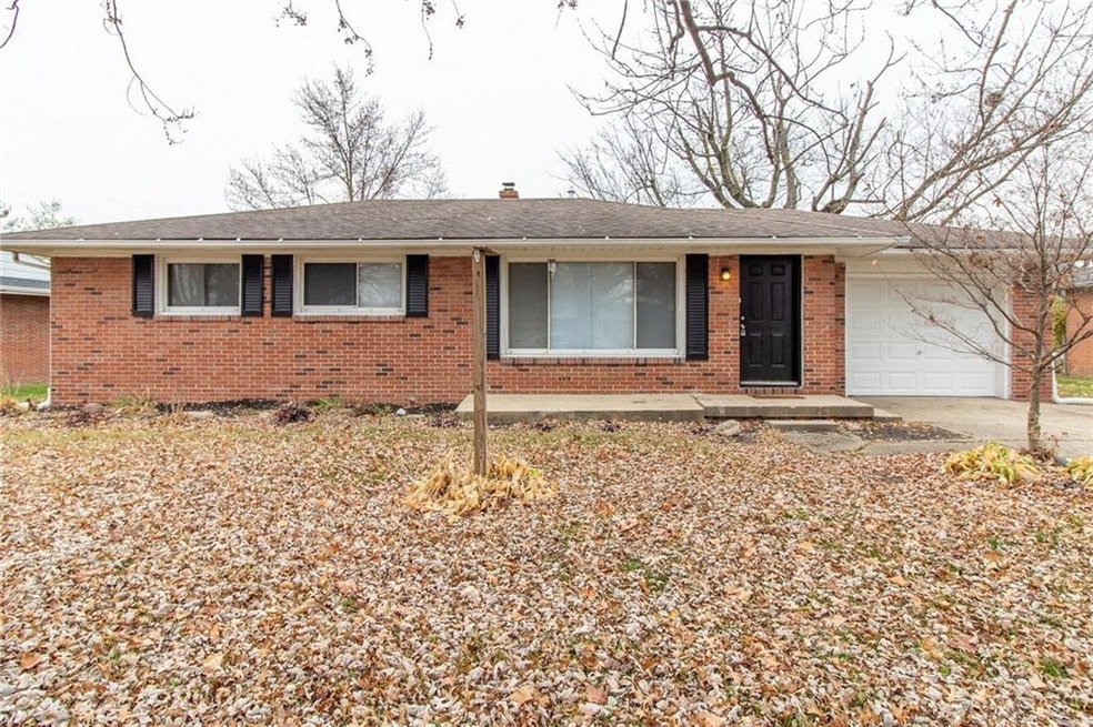 1924 Lowell Ave, Anderson, IN 46011 - photo 1