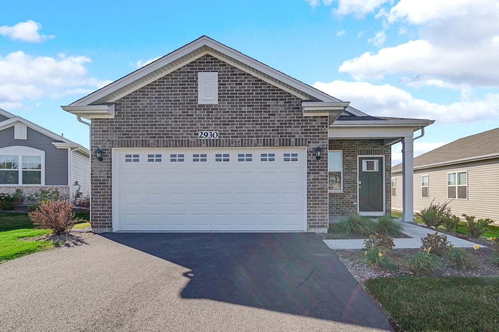 2930 Harnish Dr, Algonquin, IL 60102 - photo 1