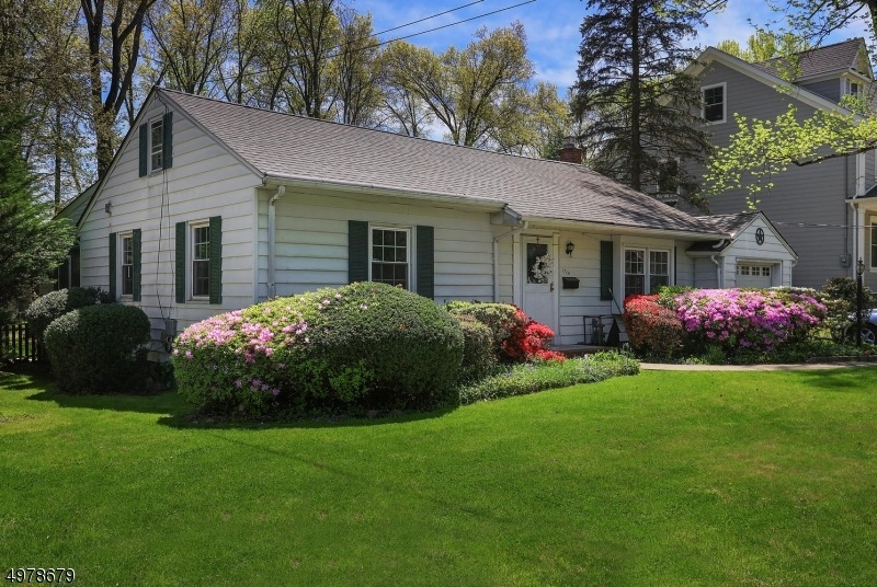 1710 Ramapo Way, Scotch Plains, NJ 07076 - photo 1