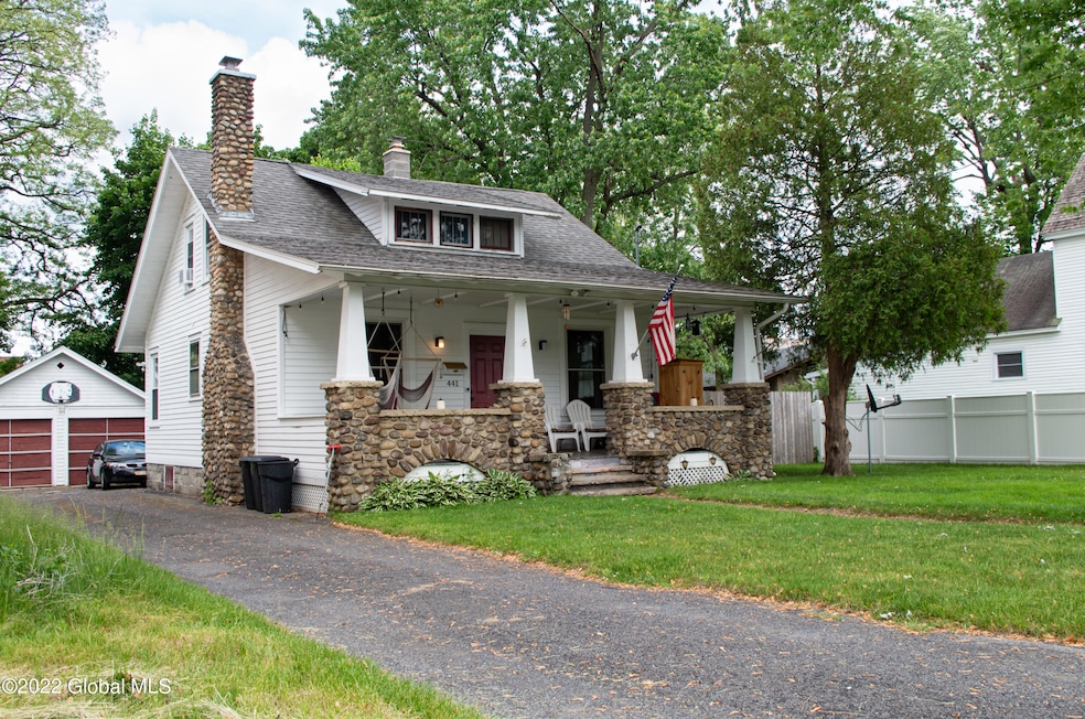 441 5th Street Side Image