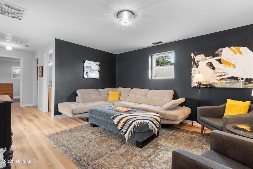 For Sale $319,000 • Co-Listing Agent