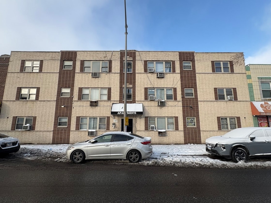 1930 S Cicero Ave unit 208, Cicero, IL 60804 - photo 1