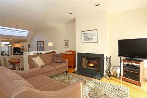 8 Shipway Place, Charlestown, MA 02129 - photo 1