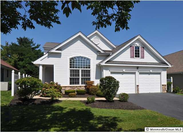 26 Wellington St, Holmdel, NJ 07733 - photo 1