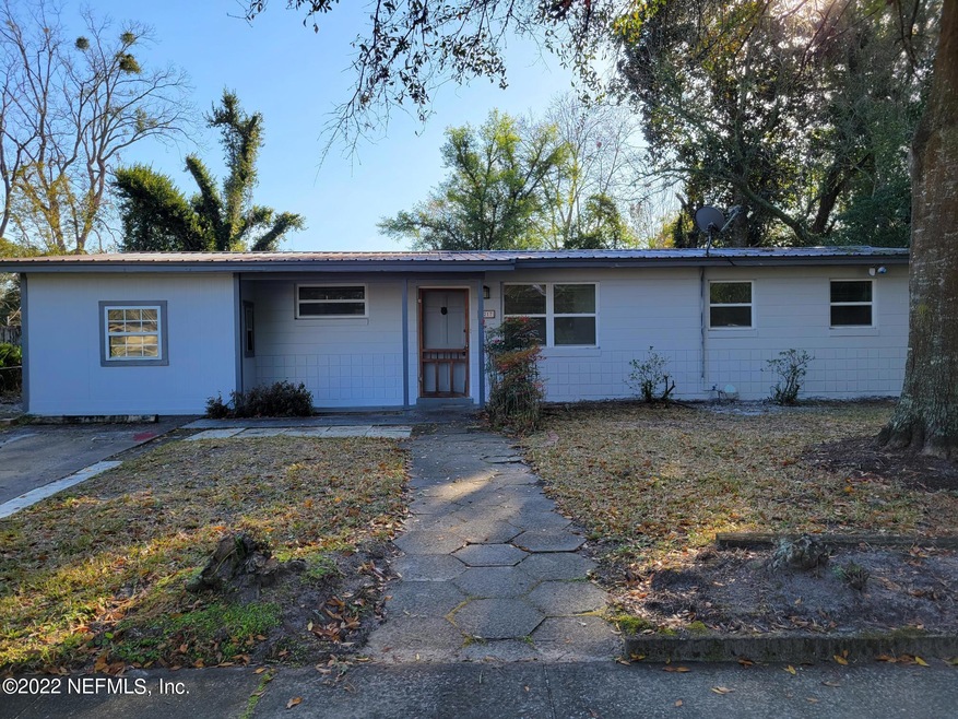 2217 Betsy Dr, Jacksonville, FL 32210 - photo 1
