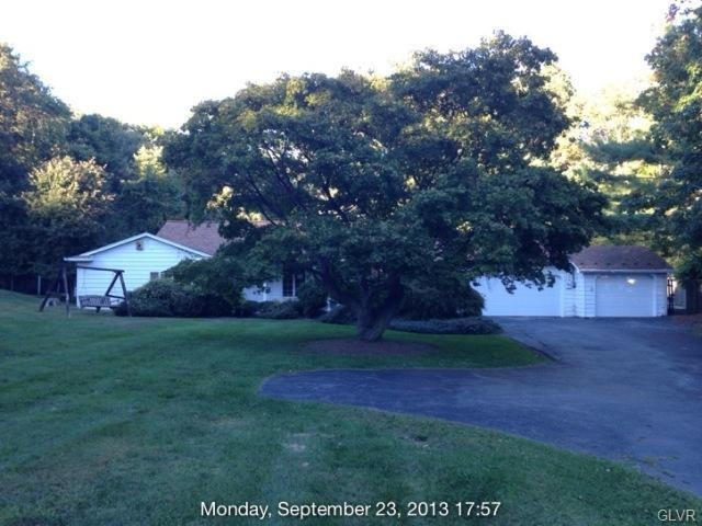 935 N Garibaldi Ave, Bangor, PA 18013 - photo 1