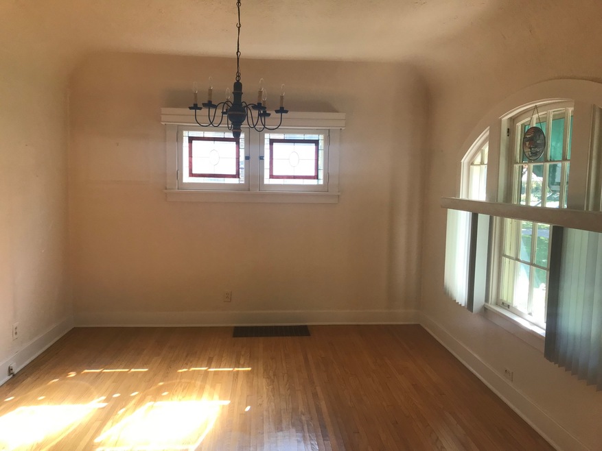 164 S Gladstone Ave, Aurora, IL 60506 - photo 1