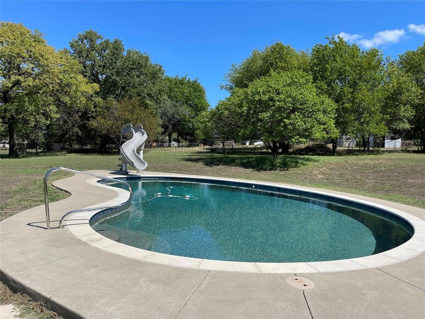 106 Woodland Trail, Weatherford, TX 76085 - photo 1