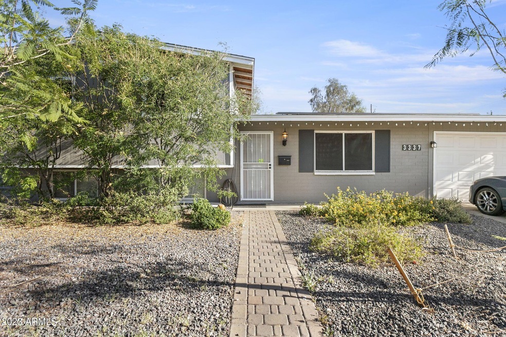 1-web-or-mls-3337-e-hillery-dr