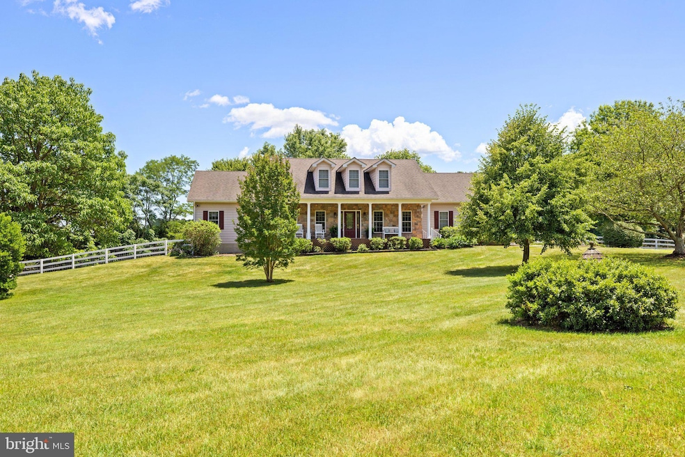 108 Battle Mountain Rd, Amissville, VA 20106 - photo 1