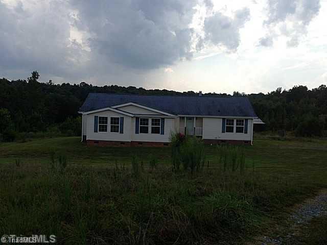 1128 Richardson St, Ramseur, NC 27316 - photo 1