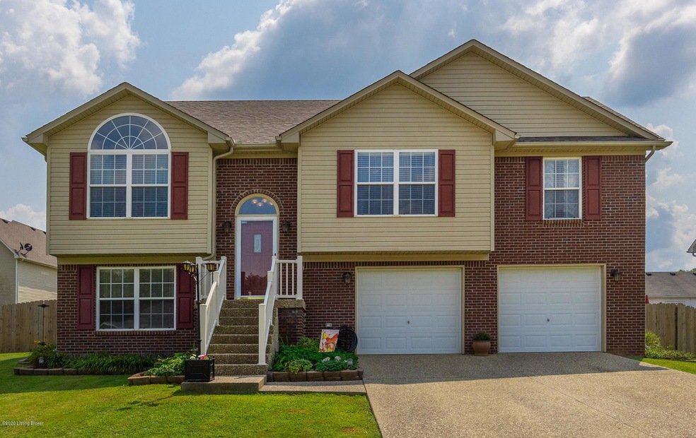 185 Savannah Dawn Ct, Mount Washington, KY 40047 - photo 1