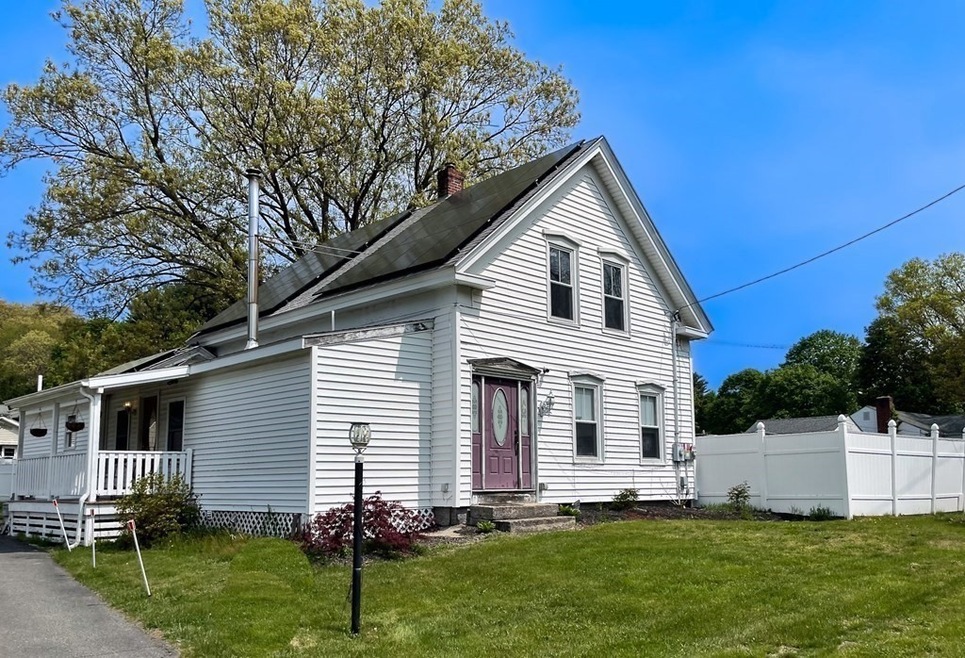 156 E Hartford Ave, Uxbridge, MA 01569 MLS 73110532