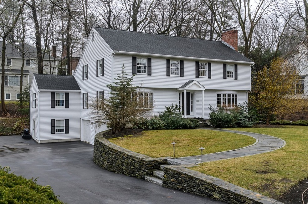 1 Commonwealth Park, Wellesley Hills, MA 02481 - photo 1