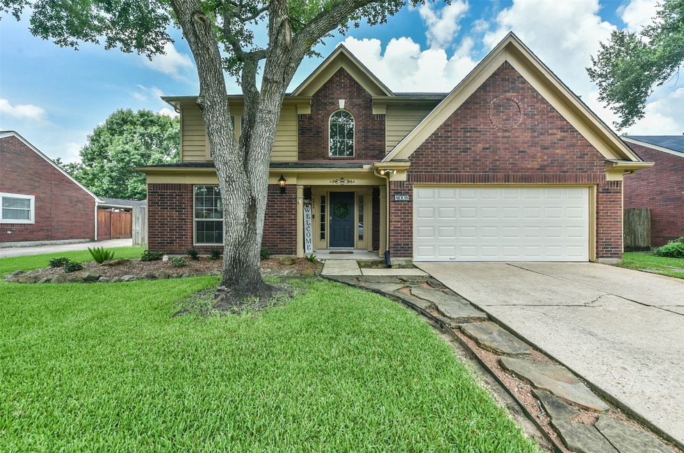 4008 Hazelwood Dr, Pearland, TX 77584 - photo 1