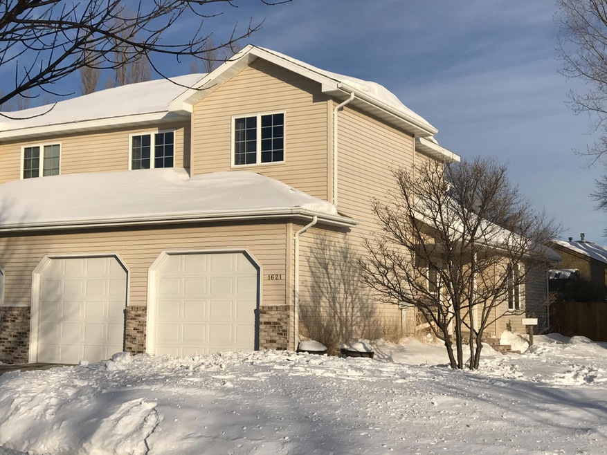 1621 Rider Rd, Grand Forks, ND 58201 - photo 1