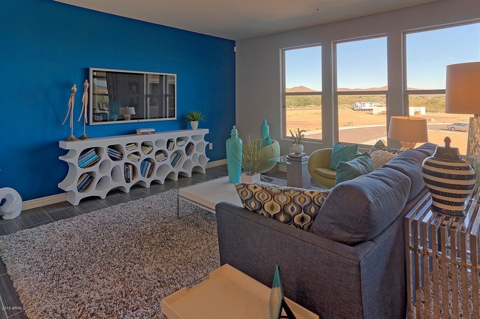 2425 W Bronco Butte Trail Unit-large-005