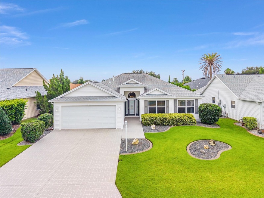 890 Haynesville Way, The Villages, FL 32162 - photo 1