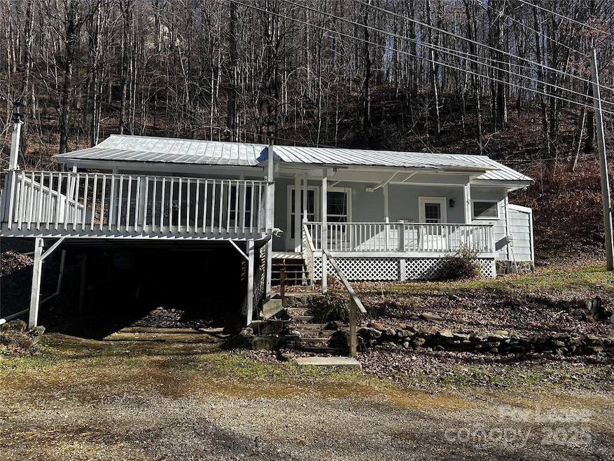 717 Deep Gap Rd, Burnsville, NC 28714 - photo 1