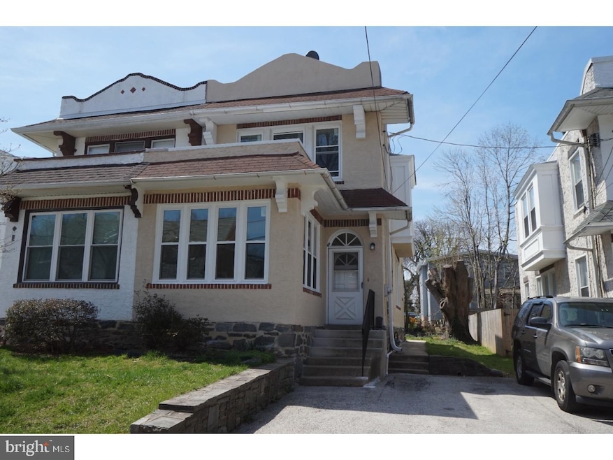 132 Arnold Rd, Ardmore, PA 19003 - photo 1