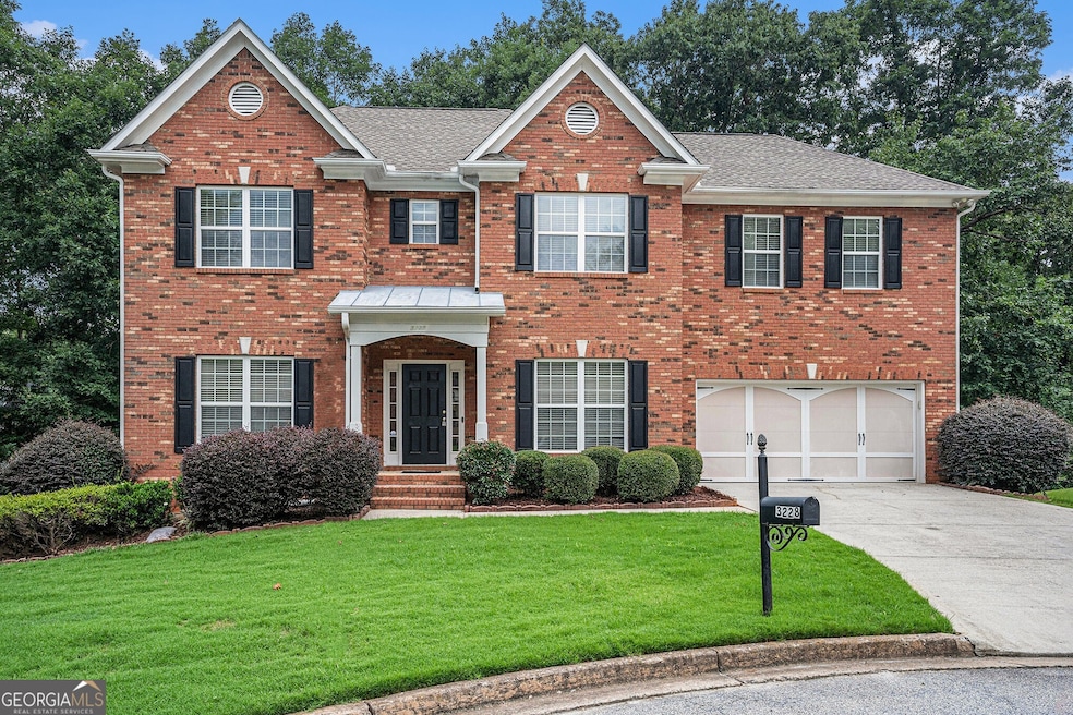 3228 Brookwood Oak Ln SW, Lilburn, GA 30047 - photo 1