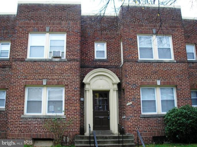 904 5th St NE unit 2, Washington, DC 20002 - photo 1