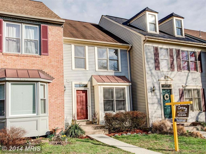 6327 Mary Todd Ct, Centreville, VA 20121 - photo 1